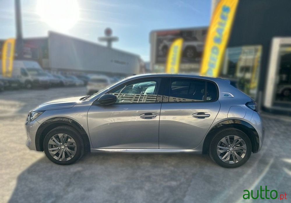 2023' Peugeot e-208 Allure photo #4