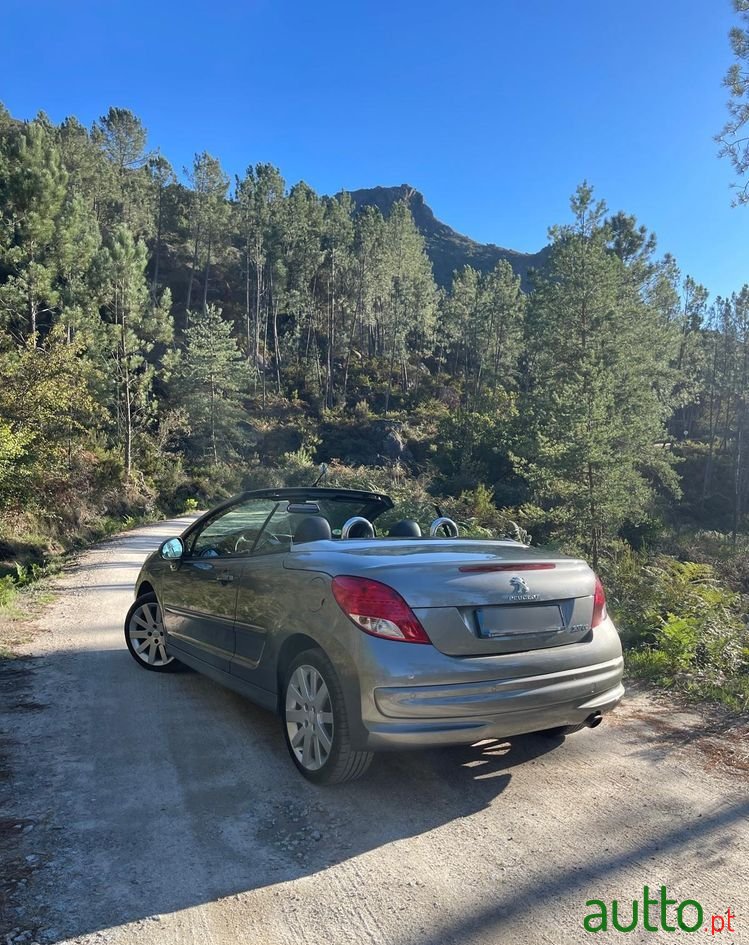 2013' Peugeot 207 120 Vti Allure photo #5