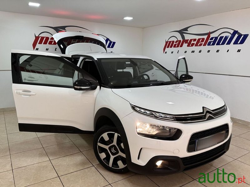 2019' Citroen C4 Cactus photo #4