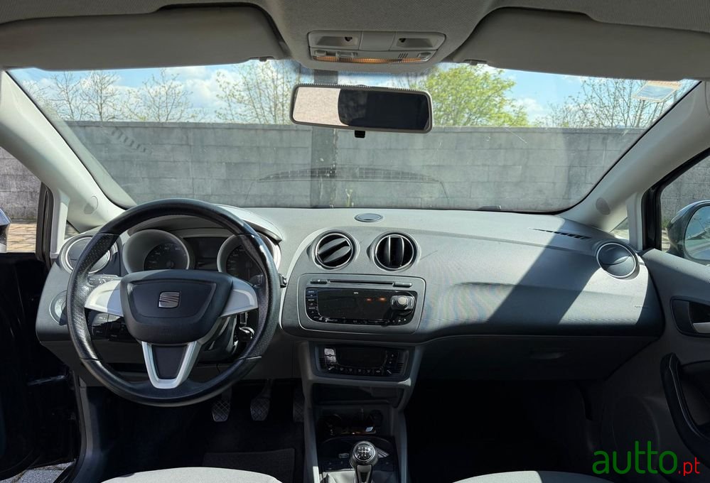 2010' SEAT Ibiza 1.2 12V Style photo #3