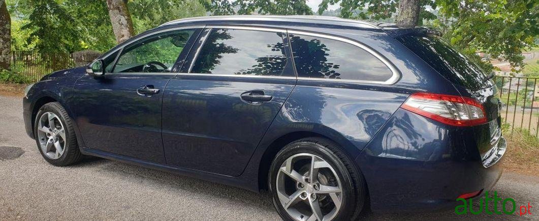 2014' Peugeot 508 Sw photo #2