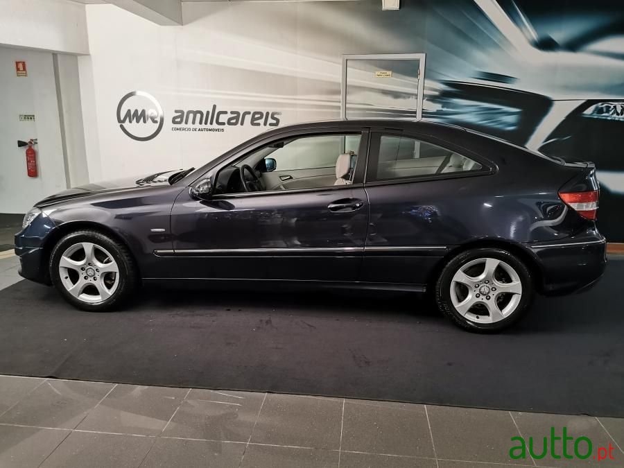 2010' Mercedes-Benz Classe Clc photo #5