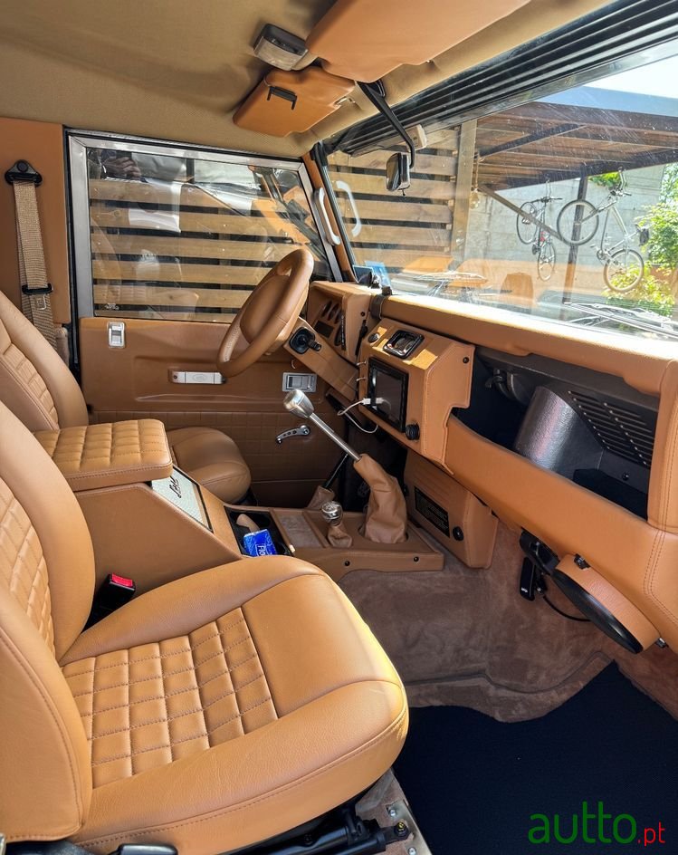 2001' Land Rover Defender 90 2.5 Td5 Metal Top photo #3