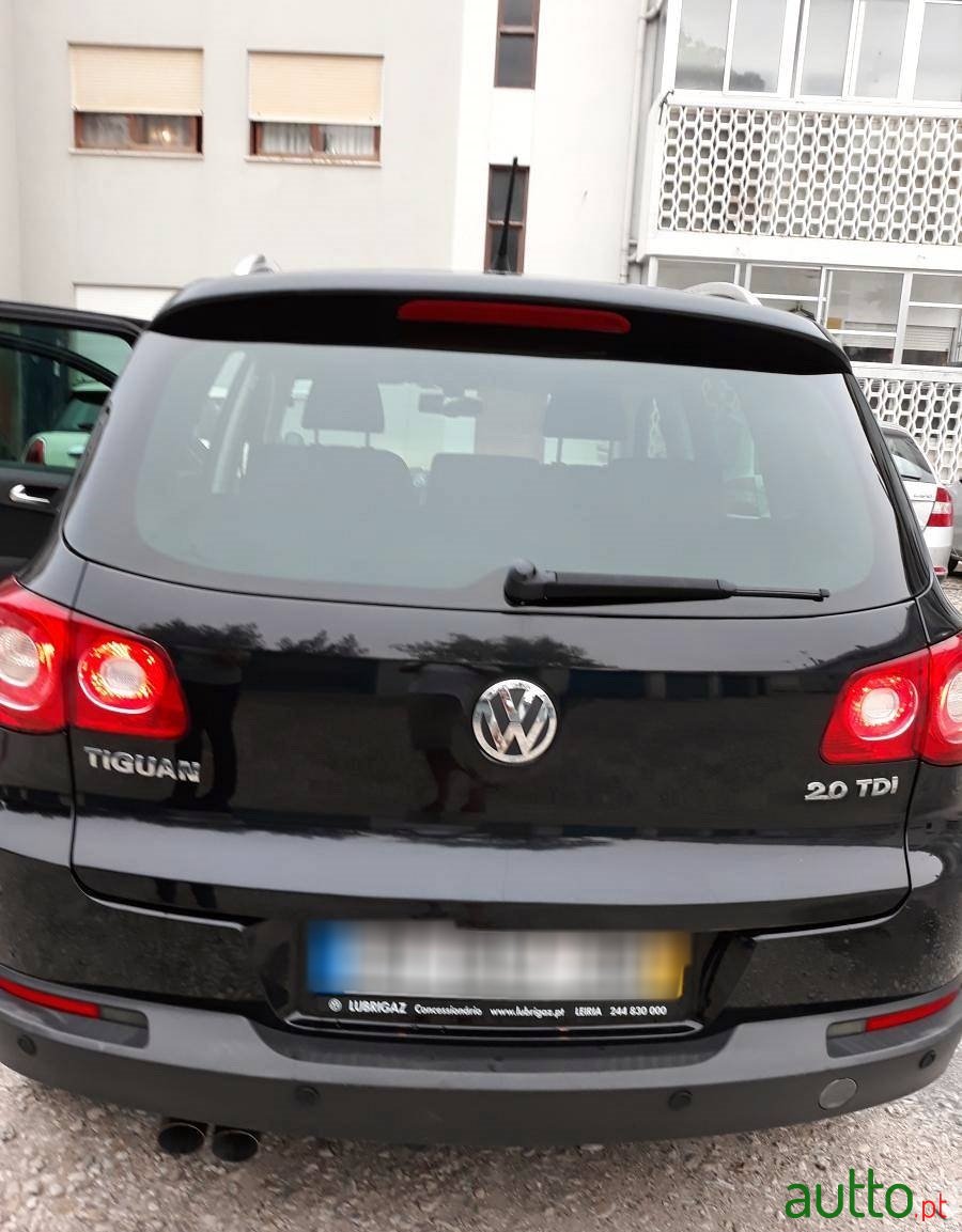 2009' Volkswagen photo #2