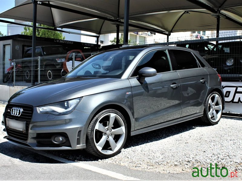 2012' Audi A1 photo #3