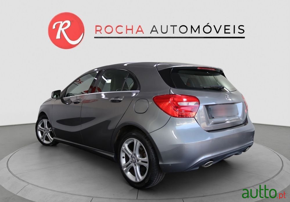 2014' Mercedes-Benz Classe A photo #6