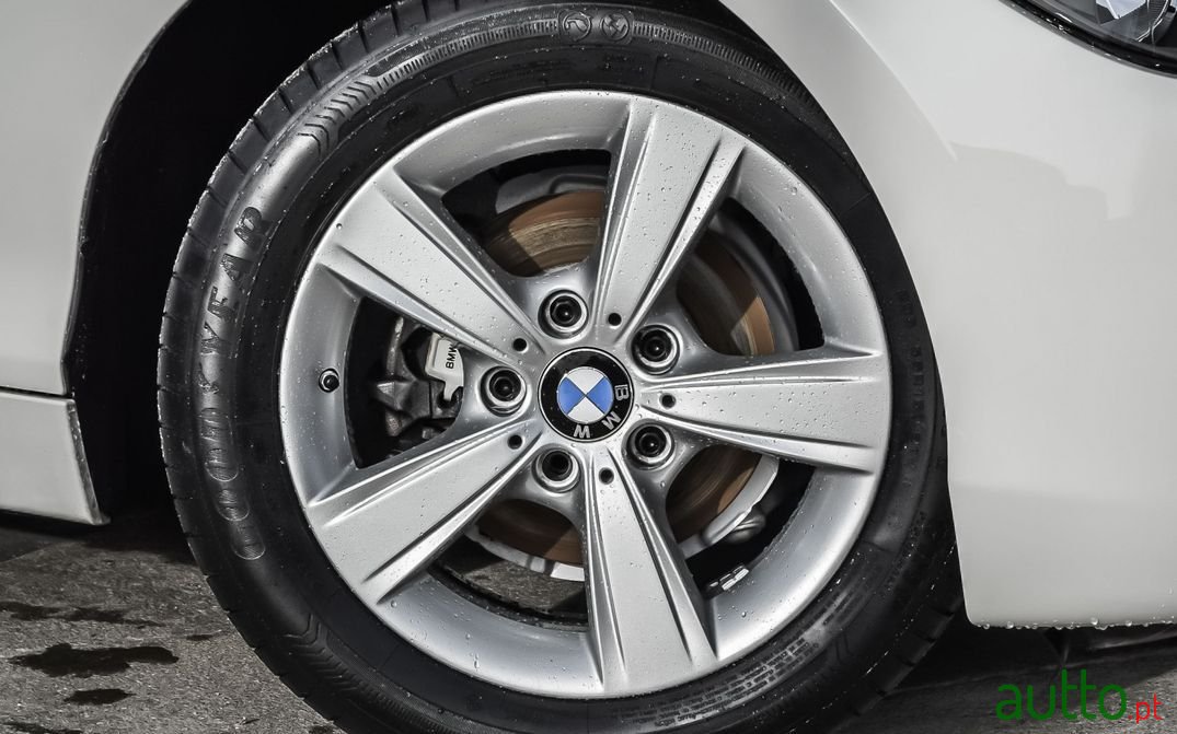 2014' BMW 116 photo #4