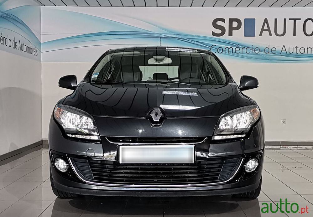 2013' Renault Megane 1.6 Dci Bose Edition photo #3