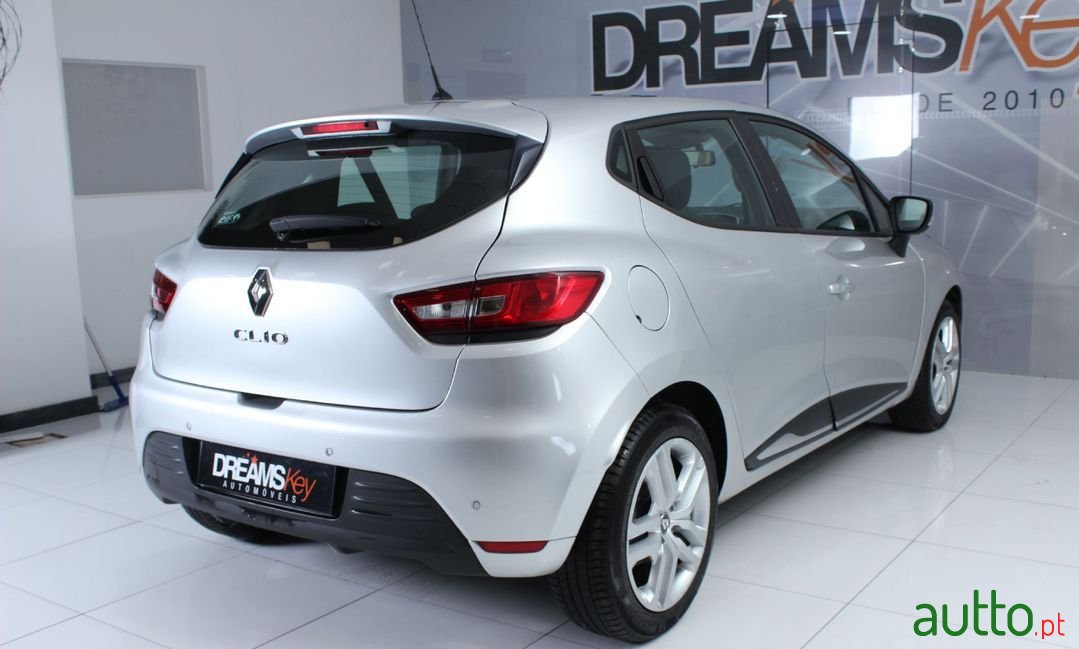 2018' Renault Clio photo #3