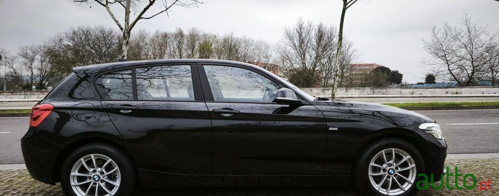 2019' BMW Série 1 D photo #5