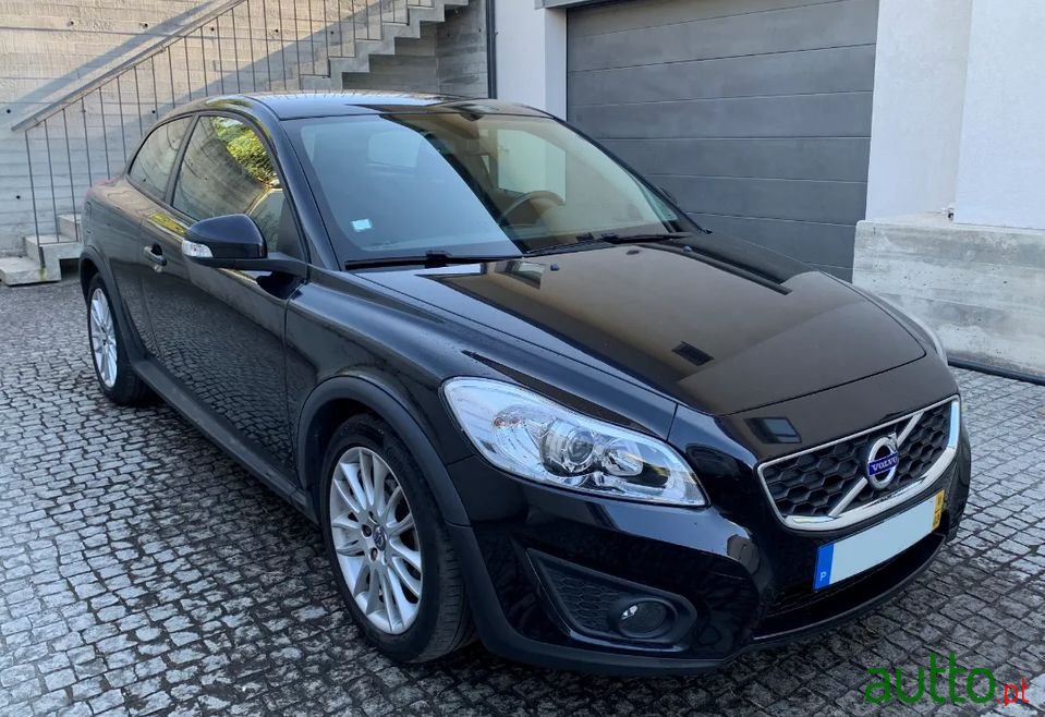 2011' Volvo C30 photo #1