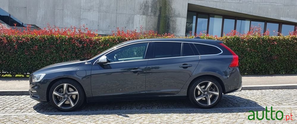2015' Volvo V60 photo #3