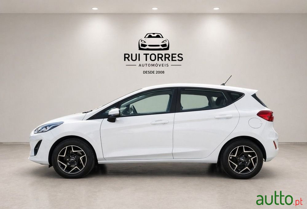 2021' Ford Fiesta photo #2