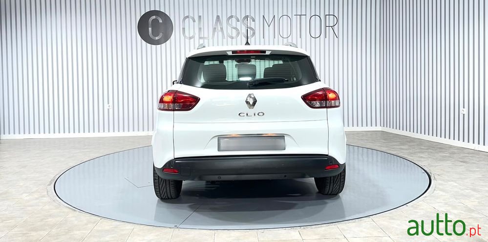 2019' Renault Clio photo #6