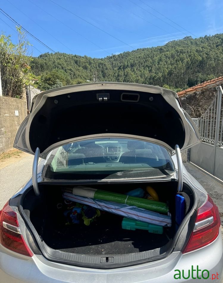 2013' Opel Insignia photo #5