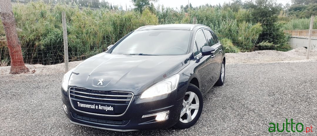 2011' Peugeot 508 Sw photo #1