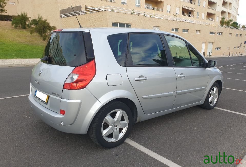 2007' Renault Scenic photo #4