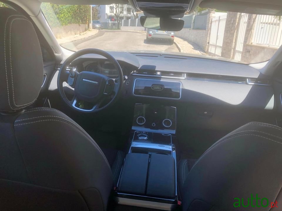 2020' Land Rover Range Rover Velar photo #2