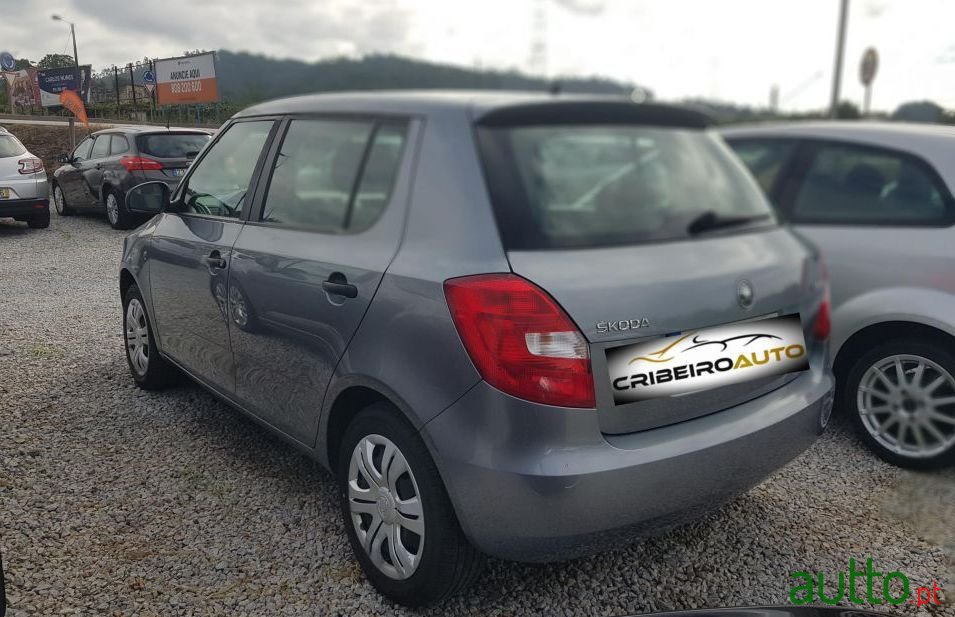 2013' Skoda Fabia Ambition photo #3