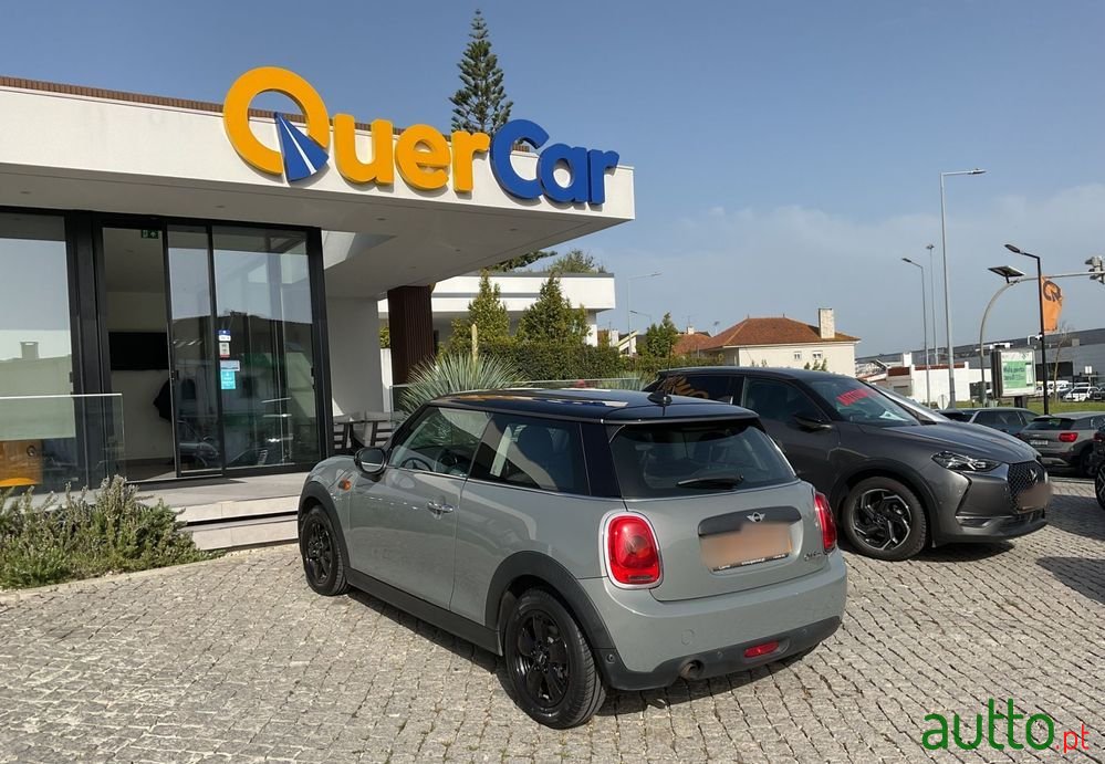 2015' MINI One D 3 Portas photo #4