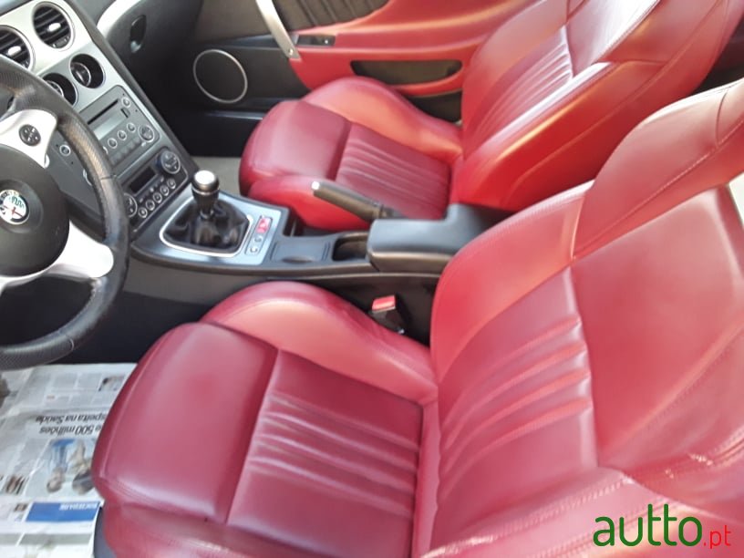 2009' Alfa Romeo Brera photo #6