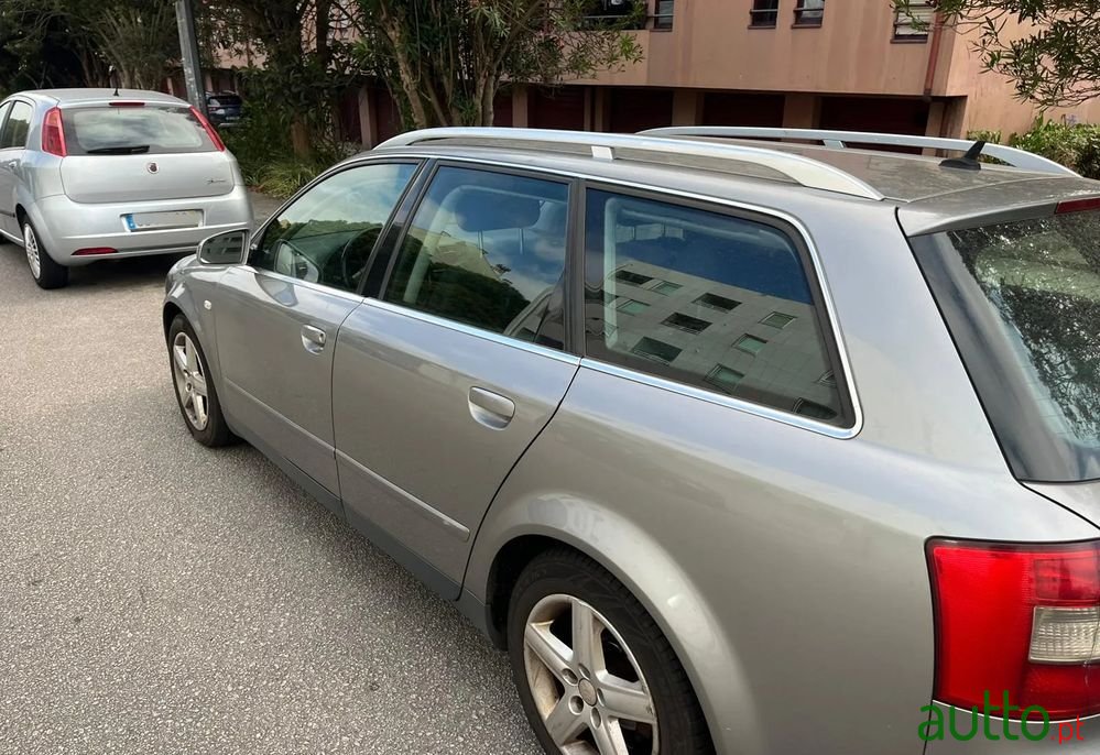 2003' Audi A4 Avant photo #6