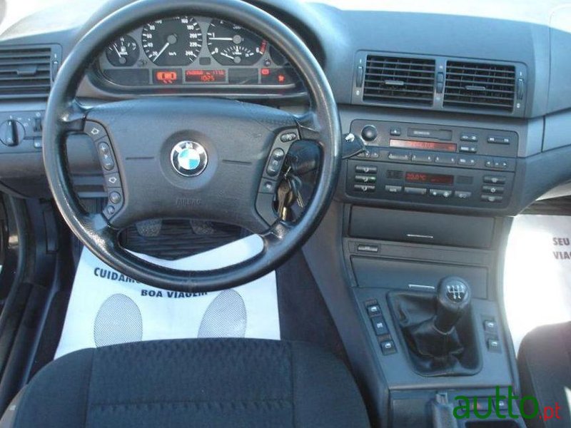 2001' BMW 320 D photo #1