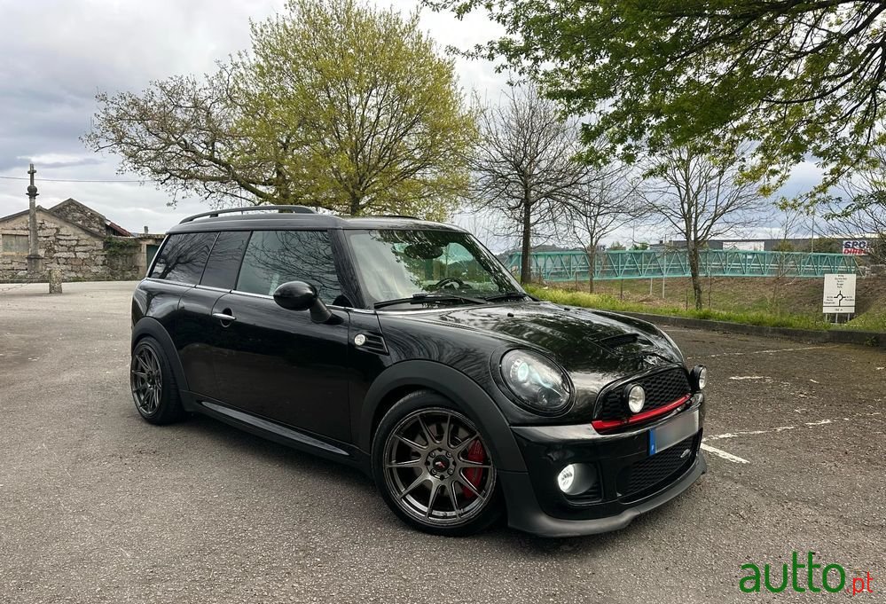 2012' MINI Clubman John Cooper Works photo #1