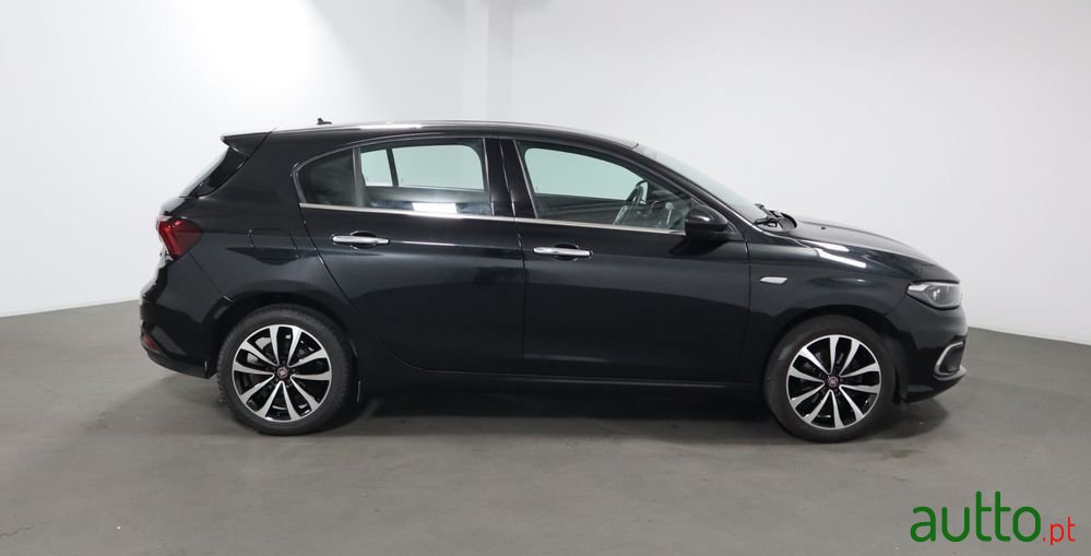 2018' Fiat Tipo 1.3 M-Jet Lounge photo #5