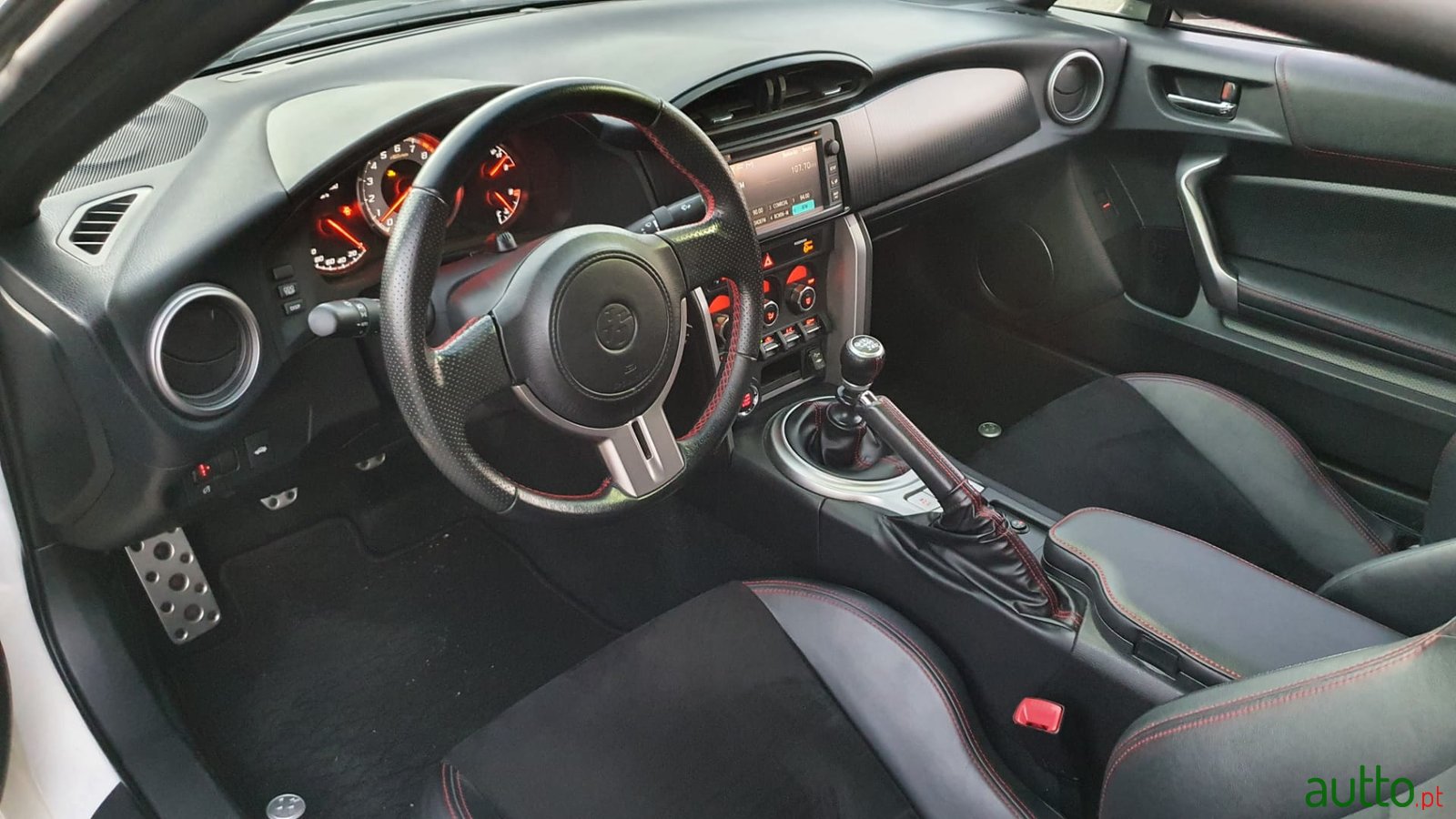 2013' Toyota photo #1