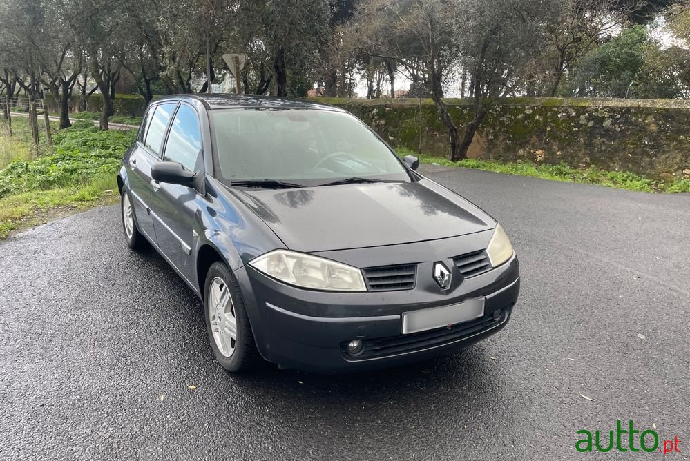 2005' Renault Megane photo #4