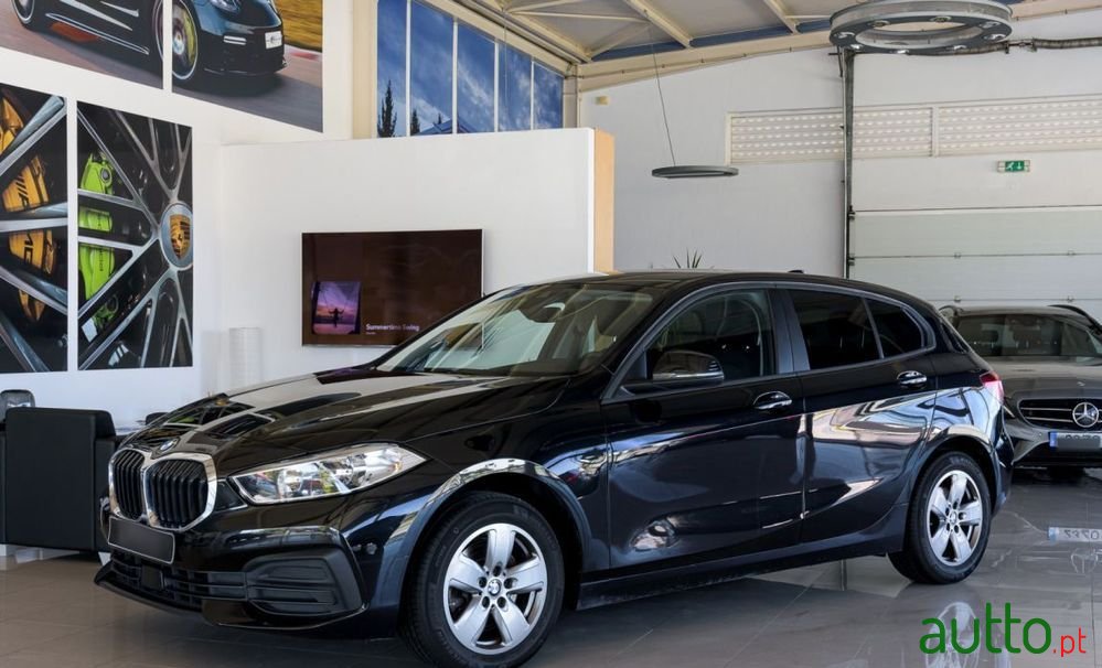 2020' BMW 116 D Auto photo #1