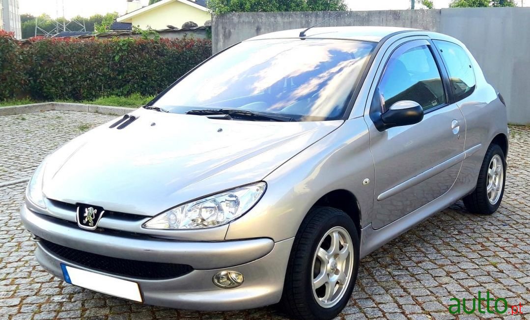 2003' Peugeot 206 1.4 Hdi Xt photo #3