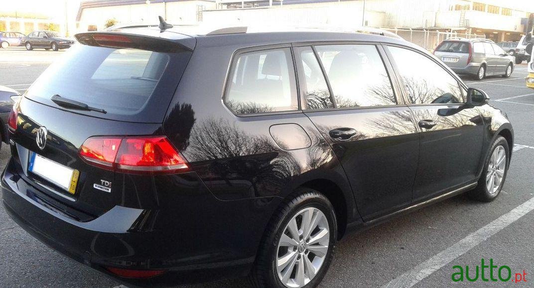 2015' Volkswagen Golf Variant photo #4