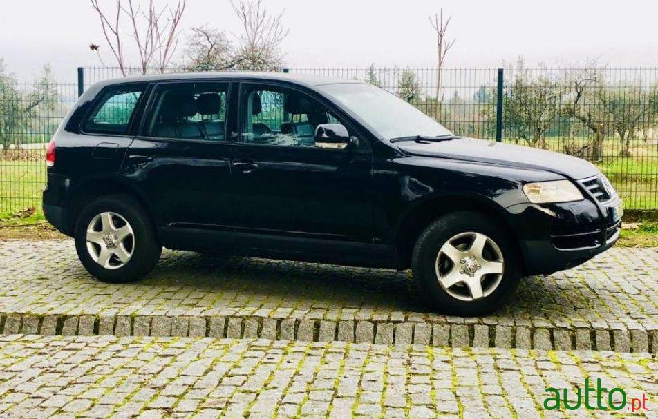 2004' Volkswagen Touareg 2.5 Tdi Top photo #1