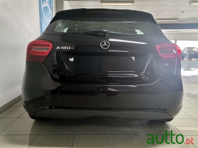 2016' Mercedes-Benz A-180 photo #4