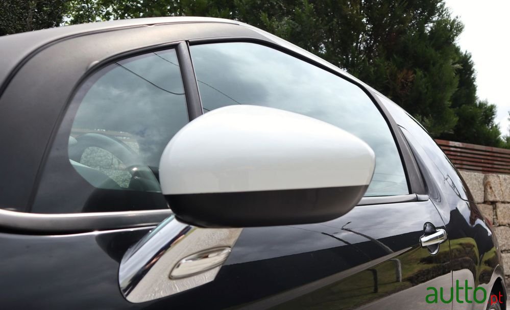 2010' Citroen DS3 photo #4