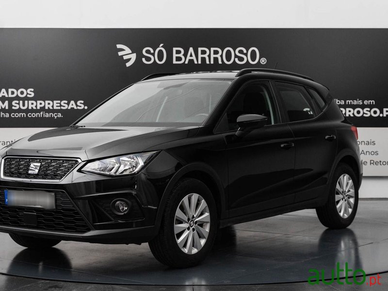 2020' SEAT Arona photo #2