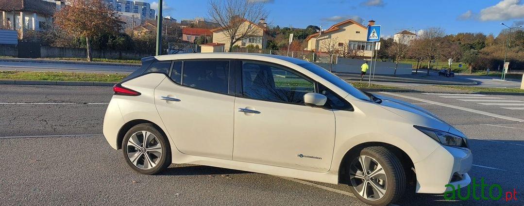 2020' Nissan Leaf photo #3