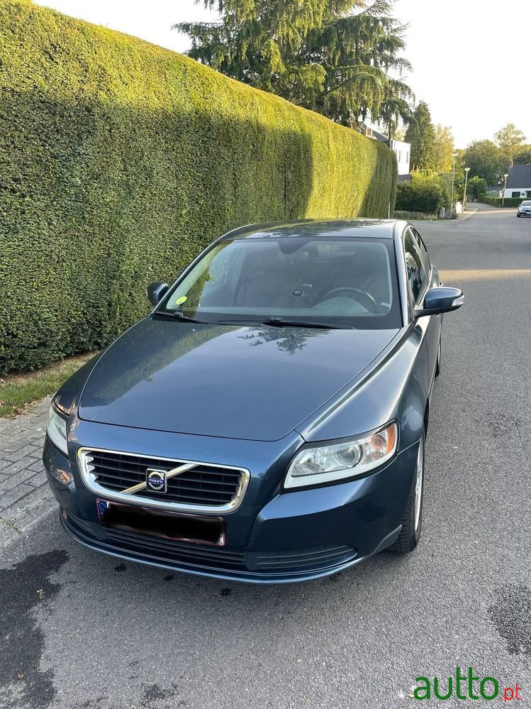2008' Volvo S40 photo #1