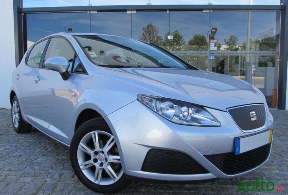 2010' SEAT Ibiza 1.4 Tdi Fresc Plus photo #2