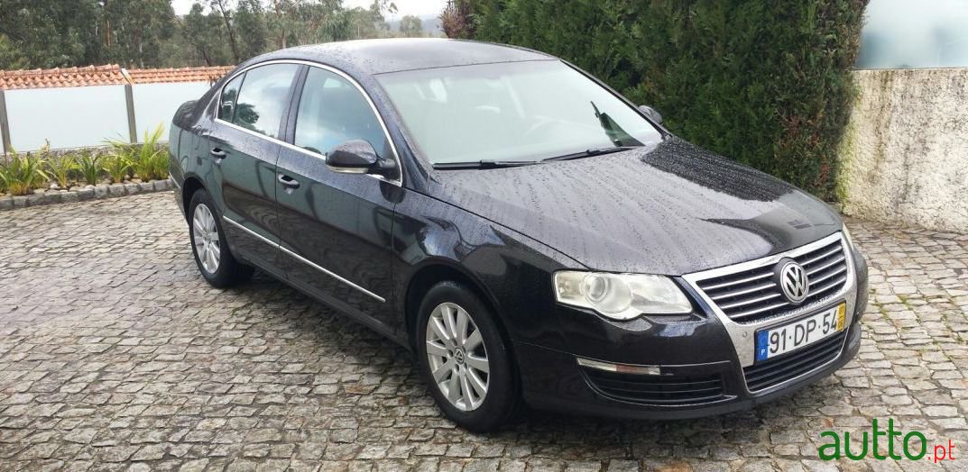 2007' Volkswagen Passat photo #4