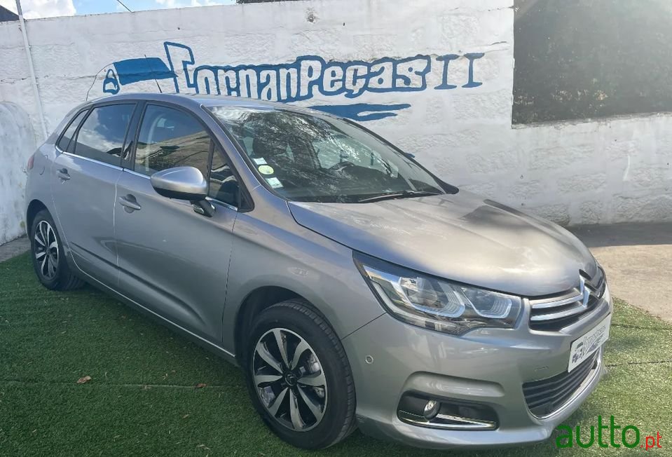 2018' Citroen C4 photo #1