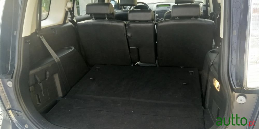 2010' Mazda 5 photo #4