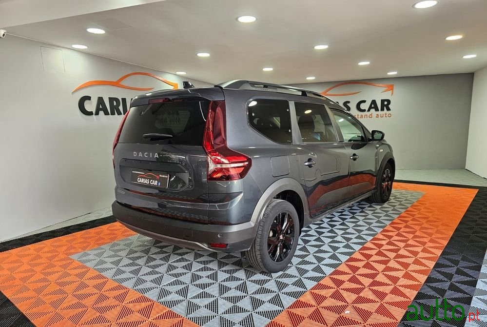 2022' Dacia Jogger photo #5