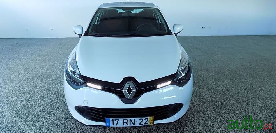 2016' Renault Clio photo #2