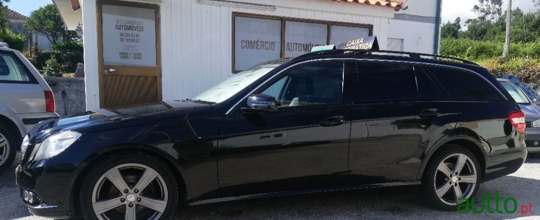 2010' Mercedes-Benz E-200 photo #5