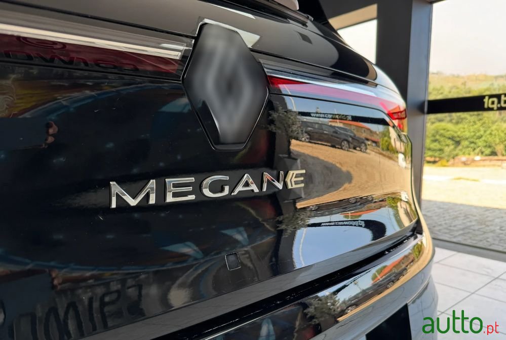 2022' Renault Megane E-Tech photo #6