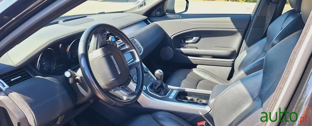 2018' Land Rover Range Rover Evoque photo #5