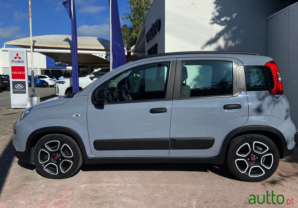 2021' Fiat Panda photo #2